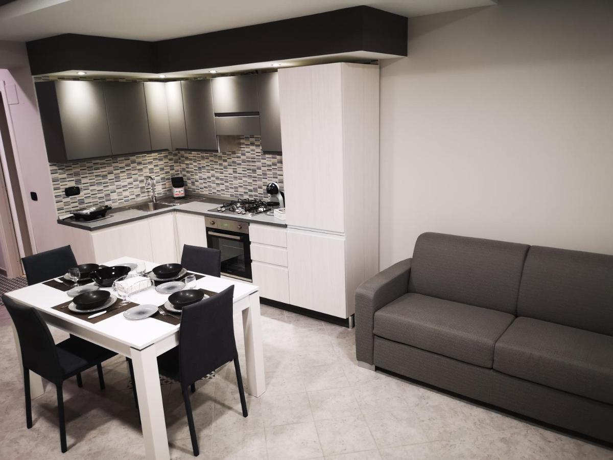 Agas Exclusive Apartment Катандзаро Экстерьер фото